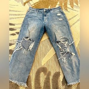 Very distressed boyfriend jeans